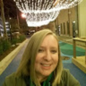 Meet your Posher, Andrea